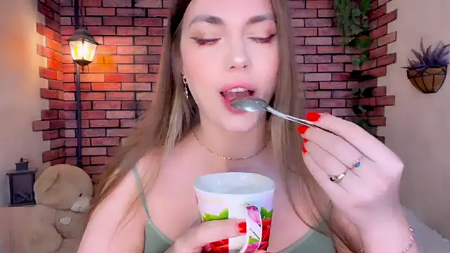 Eva StarXXXX online show from May 28, 2026, 8:06 pm