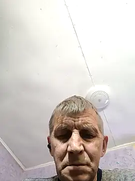 Snapshot of andrei73200 chatting on February 25, 2026, 3:43 pm andrei73200 online show from February 25, 2026, 3:43 pm