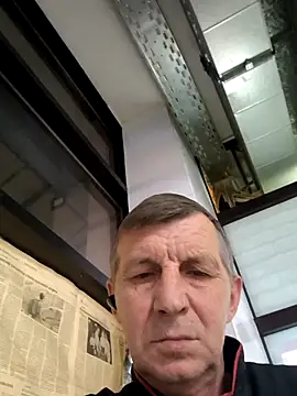 Snapshot of andrei73200 chatting on March 14, 2026, 1:16 pm andrei73200 online show from March 14, 2026, 1:16 pm