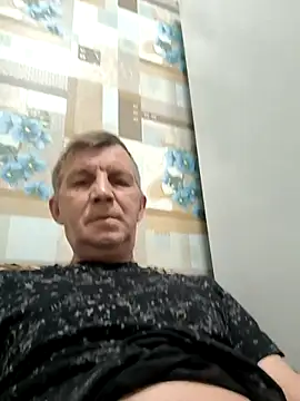 Snapshot of andrei73200 chatting on March 15, 2026, 2:17 am andrei73200 online show from March 15, 2026, 2:17 am