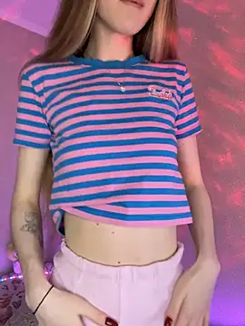 LillianHurd online show from February 1, 2026, 1:15 am