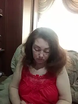 Snapshot of Russian_Lara chatting on May 24, 2026, 8:52 am Russian Lara online show from May 24, 2026, 8:52 am