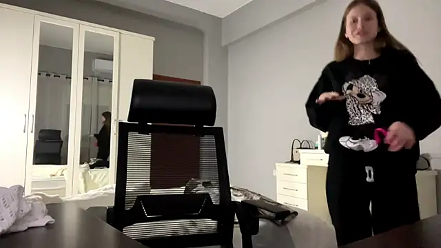 Iuckystar19 online show from March 26, 2026, 5:40 pm