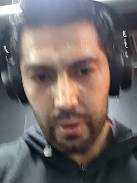 Snapshot of michell_veryhot chatting on February 3, 2026, 12:31 am michell veryhot online show from February 3, 2026, 12:31 am