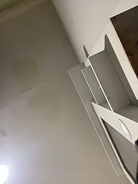 JuliaaVega online show from March 13, 2026, 11:28 am