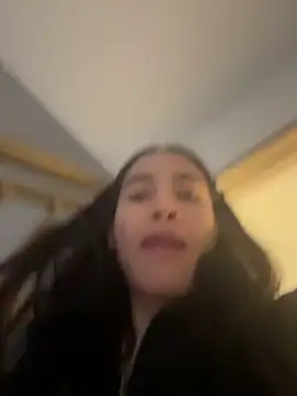 JuliaaVega online show from May 12, 2026, 12:02 pm