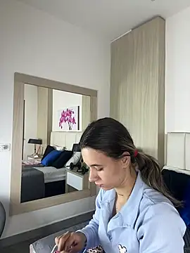 Snapshot of JuliaColemann chatting on June 24, 2026, 11:53 am JuliaColemann online show from June 24, 2026, 11:53 am