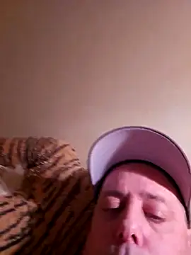 Snapshot of Martin_dick78 chatting on February 17, 2026, 9:54 pm Martin dick78 online show from February 17, 2026, 9:54 pm