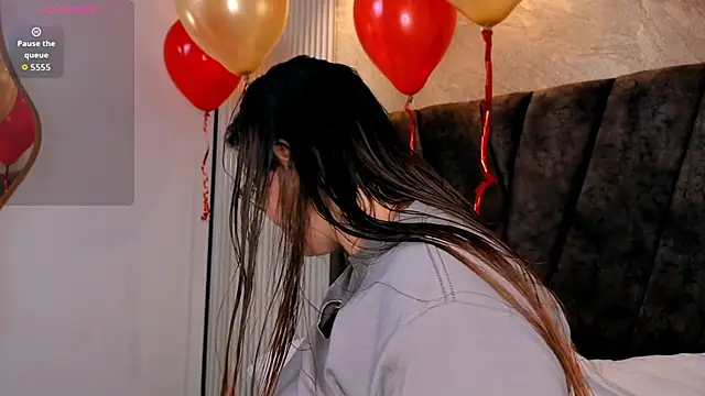 zoe hugeboobs online show from February 14, 2026, 12:13 pm