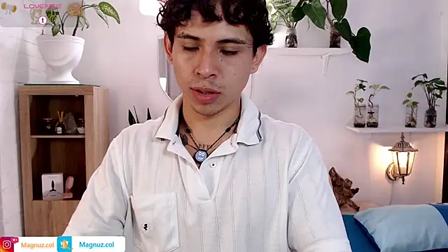 Snapshot of Magnuz_Col chatting on May 28, 2026, 3:31 pm Magnuz Col online show from May 28, 2026, 3:31 pm