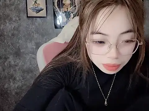 Suki 99 online show from January 19, 2026, 8:07 am