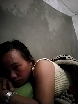 cutebobi online show from April 29, 2026, 9:32 pm