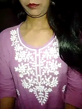 Ayesha Khan1 online show from May 11, 2026, 12:11 pm