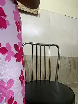 Snapshot of Real_Roma chatting on February 12, 2026, 11:16 am Real Roma online show from February 12, 2026, 11:16 am