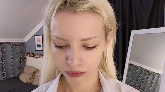 Snapshot of Naomi_Demio chatting on July 11, 2026, 11:46 am Naomi Demio online show from July 11, 2026, 11:46 am