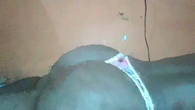 Snapshot of Sexyass100 chatting on April 30, 2026, 6:03 pm Sexyass100 online show from April 30, 2026, 6:03 pm