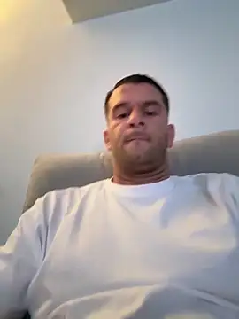 tony3729 online show from May 14, 2026, 12:06 am
