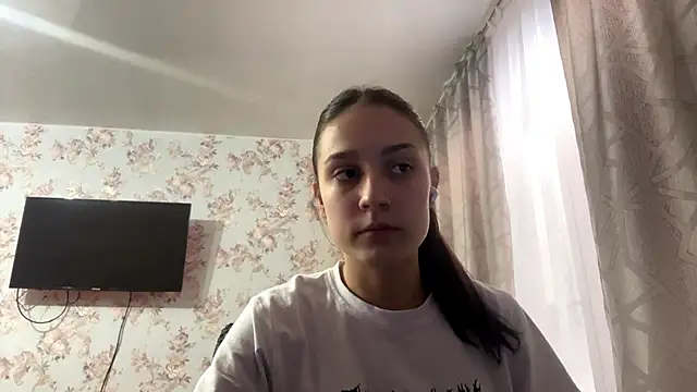 Snapshot of PagedLard chatting on April 9, 2026, 6:02 am PagedLard online show from April 9, 2026, 6:02 am