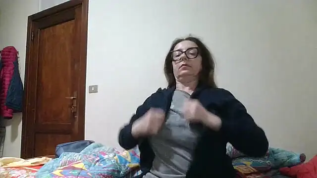 Snapshot of Miasexmilf chatting on May 15, 2026, 11:45 pm Miasexmilf online show from May 15, 2026, 11:45 pm