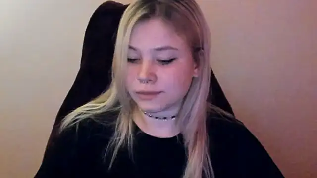 Lulu Di online show from February 5, 2026, 11:09 pm