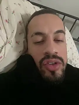 leonidas0117 online show from February 5, 2026, 11:09 pm