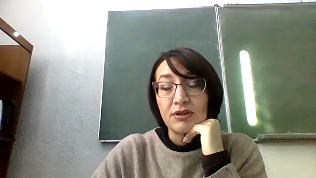 JanisMoon  online show from February 2, 2026, 7:07 am