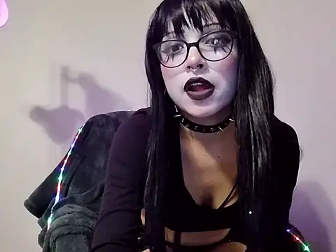 k1ttycl0wn online show from January 19, 2026, 1:42 am