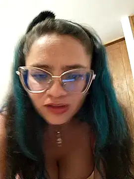 Hanna Fox28 online show from February 6, 2026, 12:48 am