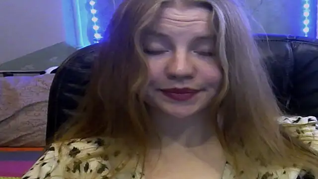 Space Girls 699 online show from February 12, 2026, 10:10 am