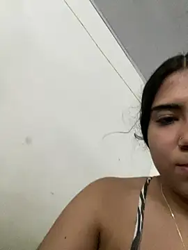 Ailen-cute online show from March 23, 2026, 2:21 pm