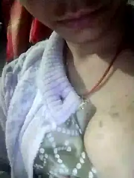 Snapshot of Nasrjfjfjy5578 chatting on February 5, 2026, 7:29 pm Nasrjfjfjy5578 online show from February 5, 2026, 7:29 pm