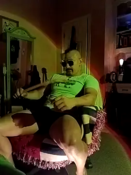 Snapshot of daddydonkey84 chatting on April 16, 2026, 6:03 am daddydonkey84 online show from April 16, 2026, 6:03 am
