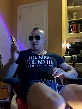 Snapshot of daddydonkey84 chatting on May 25, 2026, 3:12 am daddydonkey84 online show from May 25, 2026, 3:12 am