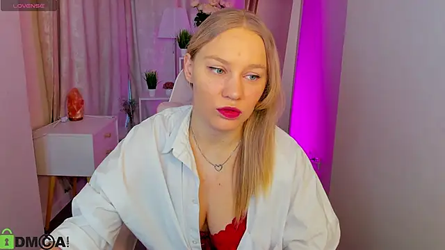 Snapshot of Vanessa_Harr1s chatting on March 31, 2026, 12:56 am Vanessa Harr1s online show from March 31, 2026, 12:56 am