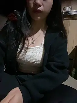 Hoalinhh online show from February 2, 2026, 11:03 pm