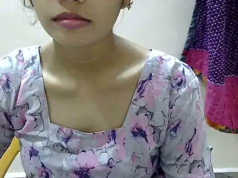 Snapshot of Kulsum_S chatting on July 23, 2026, 1:42 pm Kulsum S online show from July 23, 2026, 1:42 pm
