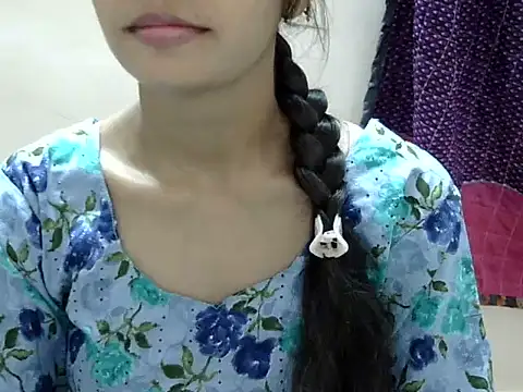 Snapshot of Kulsum_S chatting on July 27, 2026, 2:13 pm Kulsum S online show from July 27, 2026, 2:13 pm