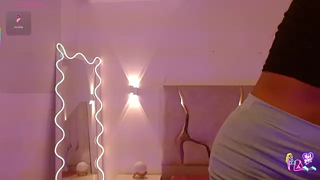 TINY TAY online show from February 13, 2026, 11:50 am