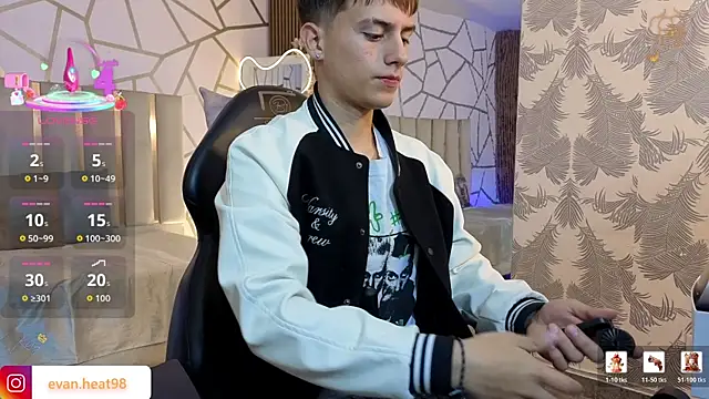 EVAN TAY online show from April 24, 2026, 3:09 am