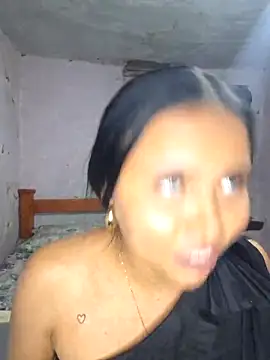 Daniela Cruz  online show from February 13, 2026, 9:11 pm