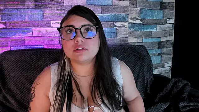 DREAMBOO  online show from March 4, 2026, 11:27 am