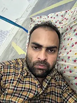 Snapshot of hardlysuck chatting on February 16, 2026, 3:19 pm hardlysuck online show from February 16, 2026, 3:19 pm