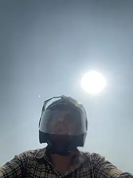 Snapshot of hardlysuck chatting on March 3, 2026, 5:57 am hardlysuck online show from March 3, 2026, 5:57 am