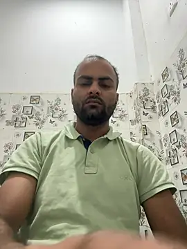 Snapshot of hardlysuck chatting on March 15, 2026, 11:33 pm hardlysuck online show from March 15, 2026, 11:33 pm