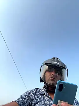 Snapshot of hardlysuck chatting on March 19, 2026, 11:36 am hardlysuck online show from March 19, 2026, 11:36 am