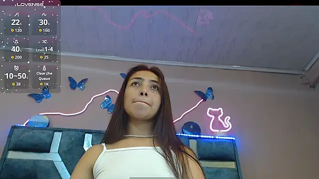 Roxan-Fox- online show from February 3, 2026, 2:53 am