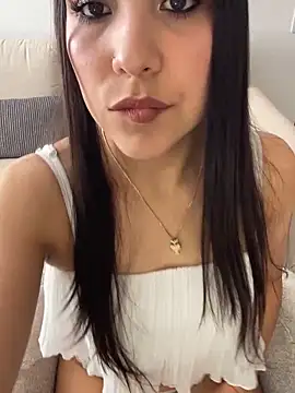 Mayka sex online show from May 16, 2026, 7:23 pm