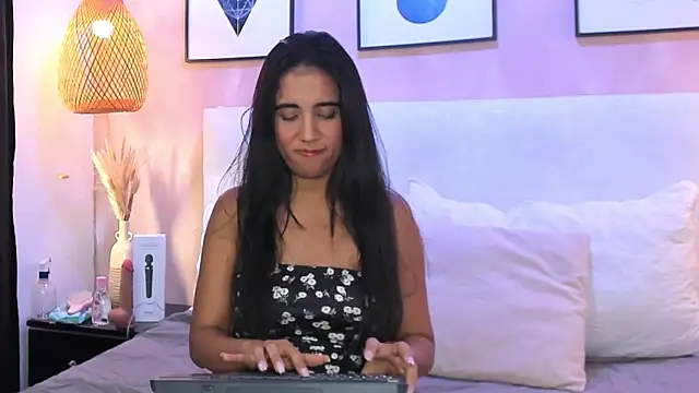 Piinksoul149 online show from June 15, 2026, 9:06 pm