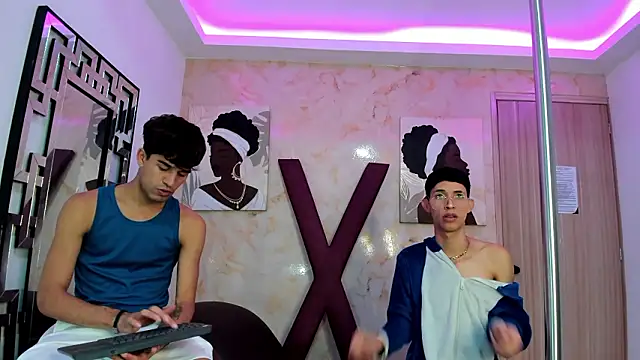 PRETTY COCK1 online show from February 11, 2026, 7:13 am