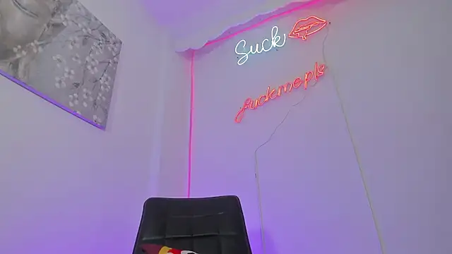 Rpoolrboy online show from June 7, 2026, 7:28 pm